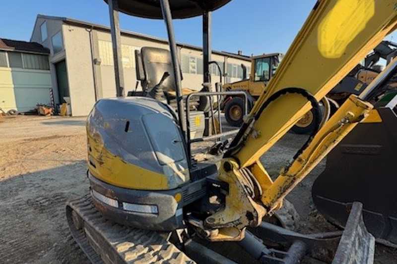 OmecoHub - Immagine NEW HOLLAND E30.2R